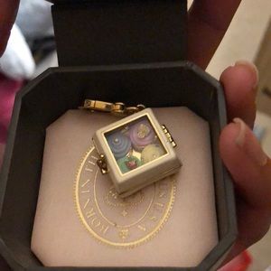 Juicy Couture braclet charm